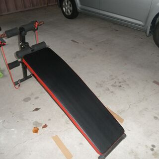 腹筋トレーニング　ベンチ、3キロ　鉄アレイ　セット