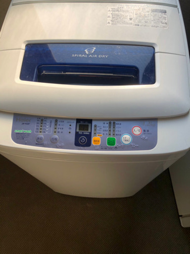 洗濯機と冷蔵庫です。