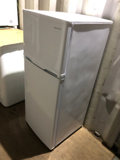 [重]1211-102 美品！アイリスオーヤマ冷蔵庫　AF-118W  2019年製　118L  2ドア