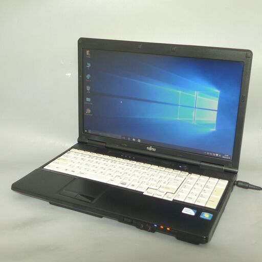 送料無料 新品SSD240GB ノートPC 中古良品 15.6型 富士通 A552/E Celeron B730 4GB DVD-Rom テンキー付き Windows10 LibreOffice 初心者向