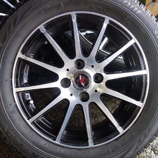 スタッドレスタイヤSET　2017年 ブリヂストン ブリザックVRX 175/65R15 アクア カローラ フィールダー スペイド ポルテ ヤリス等