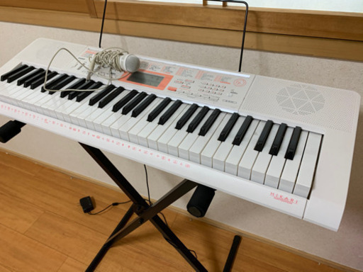 CASIOの電子ピアノです。