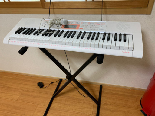 CASIOの電子ピアノです。