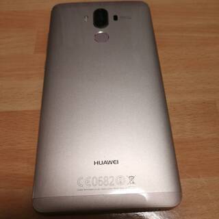 ヤフオクにて取引完了】【良品】Huawei Mate9 SIMフリー シャンパン