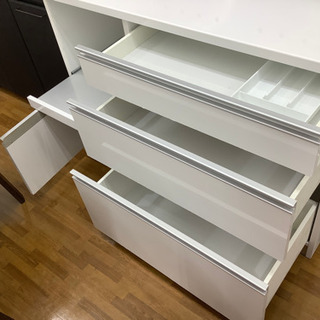 収納家具 レンジボード ニトリ 3枚扉 32780円