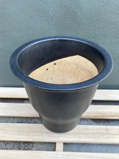 中古 植木鉢黒大 じゃんじゃん 北九州のその他の中古あげます 譲ります ジモティーで不用品の処分