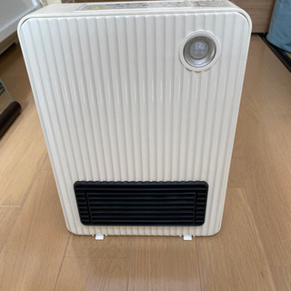 【ネット決済】セラミックファンヒーター　小型暖房　電気