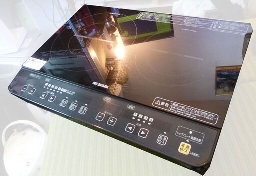 美品 アイリスオーヤマ 2口IHコンロ IHK-W1-B 土台付 2017年製 クッキングヒーター