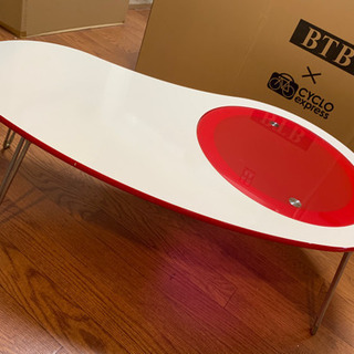 【差し上げます】赤と白のローテーブル