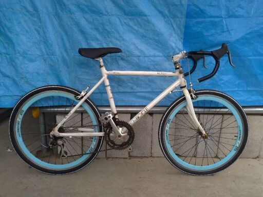 ロードバイク ALTON　BICYCLE アルミ 26インチ 480ｍｍ 16速 ホワイト