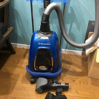 お得】Electrolux 紙パック式 エルゴスリー オート 2012年製