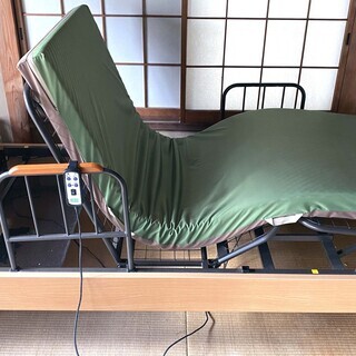 【新品・未使用】ニトリ電動ベッド 2モーター 木製フレームとマットセット ニトリ 2モーター電動ベッド マット付き