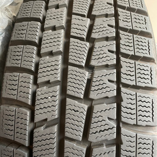 スタッドレスタイヤ.ホイール売ります