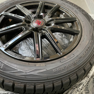 スタッドレスタイヤ.ホイール売ります