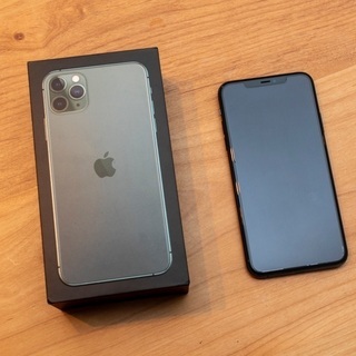 iPhone11 Pro Max 256GB ミッドナイトグリーン 香港版 シムフリー