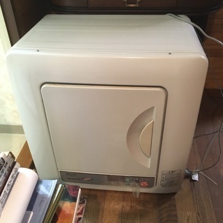 中古　洗濯物乾燥機