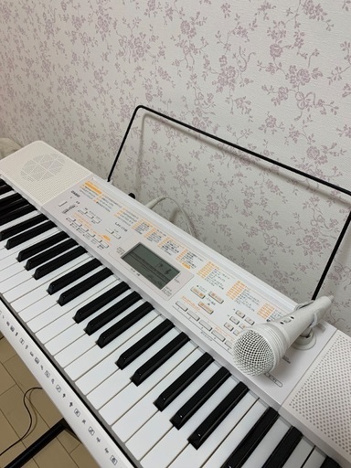 【美品】カシオ　CASIO 電子ピアノ　スタンド付き