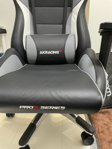 Akracing ゲーミングチェア Pro X V2 Grey 灰 12 14 まで Naoki 大崎の椅子 チェア の中古あげます 譲ります ジモティーで不用品の処分