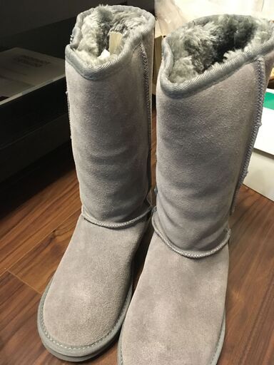 新品未使用　UGGブーツ