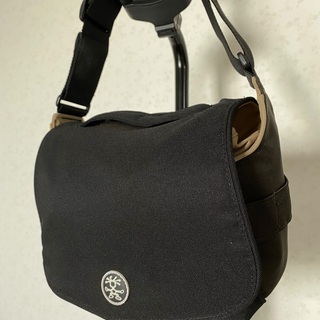 カメラバッグ　クランプラー　CRUMPLER