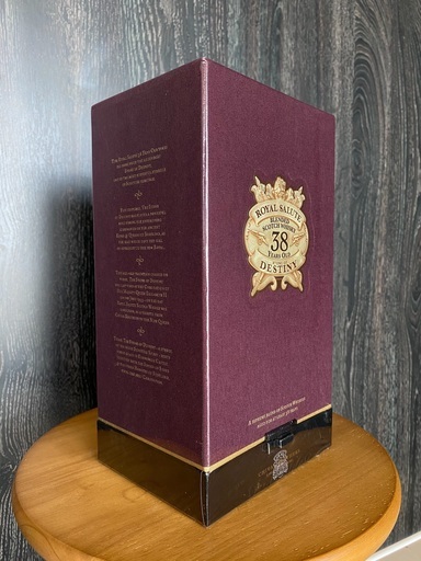 ロイヤルサルート ROYAL SALUTE 38年 | complexesantalucia.com