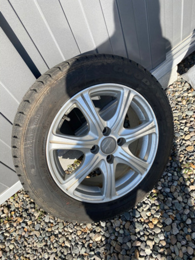 バリ溝 ホイール付スタッドレスタイヤ 175/65R15 フィット キューブ アクア