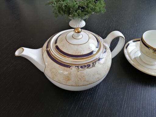 美品】WEDGWOOD ウェッジウッド コーヌコピア ティーポット