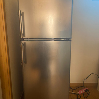 2019年製2ドア134L冷蔵庫