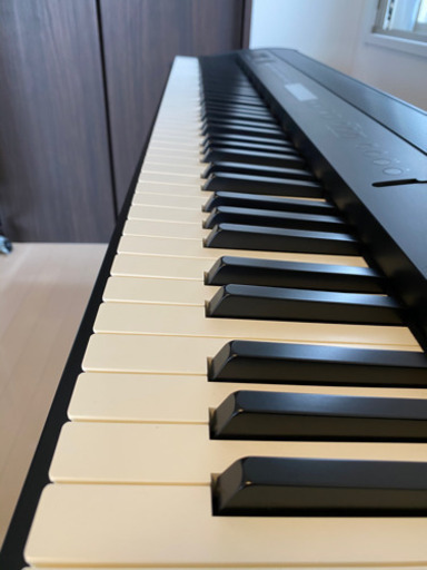 3点セット:Roland FP-60、Rolandピアノスタンド、Roland椅子