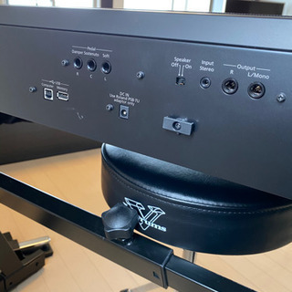 3点セット:Roland FP-60、Rolandピアノスタンド、Roland椅子