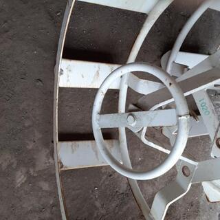 値下げしますよ。農業　田んぼ　トラクター用　車輪　ブラケット無し　日本人の方のみでお願いします。