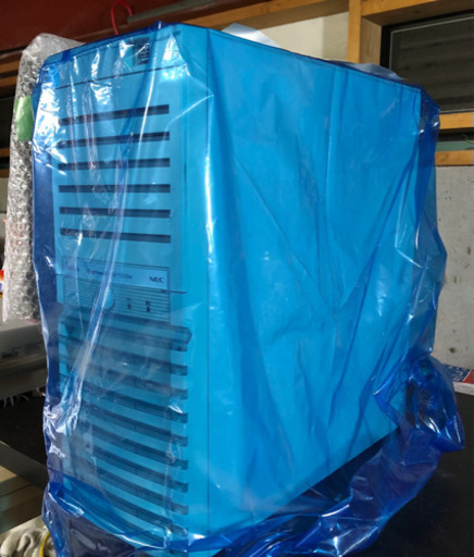 【新品未使用‼️】NEC　Express5800/110Ge　(NP8100-1447YP2Y) 未使用品