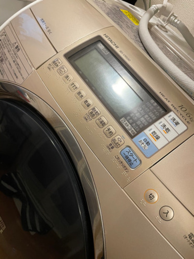 HITACHI ドラム式洗濯乾燥機　10/6kg 2013年式　まだあります9/28