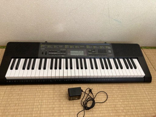 電子ピアノ　カシオ　CTK-2200