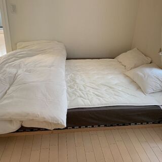 【ネット決済】【至急】クイーンサイズのベッド