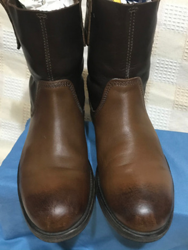 本革　クラ—クスブ—ツ　24,5 cm