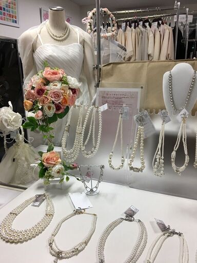 ご試着できます格安レンタルドレス小物だけのレンタルもｏｋ 完全予約制で営業中 フェアリー 広瀬通のその他の無料広告 無料掲載の掲示板 ジモティー