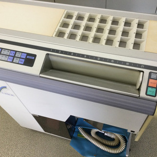 中古 薬剤自動分包機 幅76.4 奥行33.3 高さ86.3 （cm） くすり