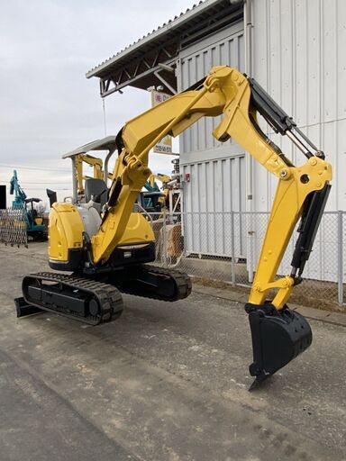 ヤンマー　B3-6A　ミニ油圧ショベル　3tクラス　ユンボ　小旋回　ロングアーム　Σブーム　倍速　建設機械