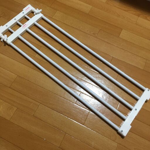カインズ突っ張り棚 伸縮棚 超強力 ワイド 幅75 1cm Batako 浜松の収納家具の中古あげます 譲ります ジモティーで不用品の処分