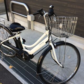 地域限定送料無料 ヤマハ パス シティ 新基準 27インチ 内装5段変速 白