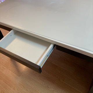 値下げ　ダイニングテーブル　棚付き　引き出し付き