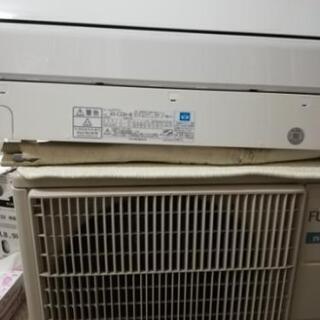 高年式 主に10畳用 ルームエアコン パナソニック エオリア CS-280DFL-W 