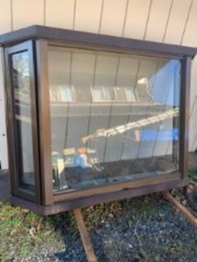 中古サッシ、出窓、安価で売ります！直接引き取りの方限定です（お近くの方であれば配達いたします）