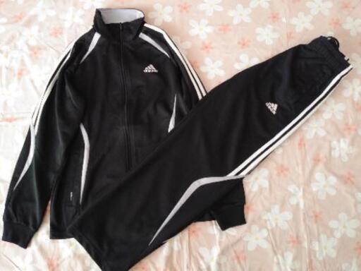 Adidas Climalite 黒アディダスジャージ上下セット Sサイズ Pero 姪浜の子供用品の中古あげます 譲ります ジモティーで不用品の処分 Adidas Climalite 黒アディダスジャージ上下セット Sサイズ Pero 姪浜の子供用品の中古あげます 譲ります ジモティーで不用品の処分