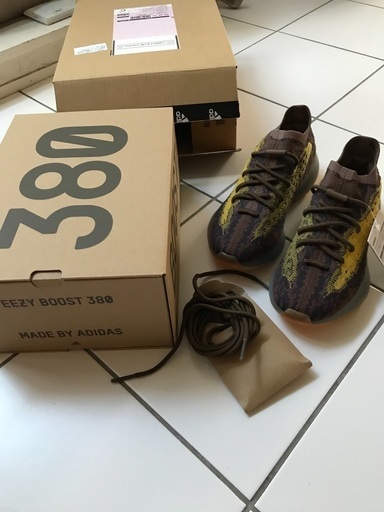 スニーカー Yeezy Boost 380 Adidas