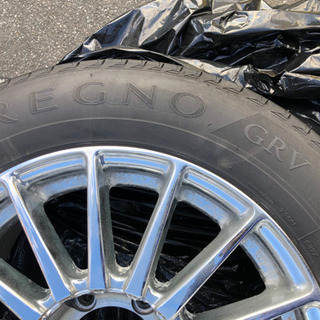 ハイエース200系　乗用タイヤ　レグノ　REGNO