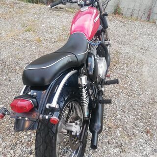 カワサキのエストレヤ250cc 。前後ディスクのR Sです。 【公式通販】