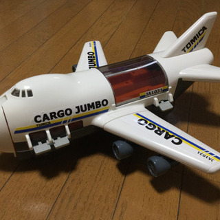 トミカ  カーゴジャンボ ✈️ジェット飛行機