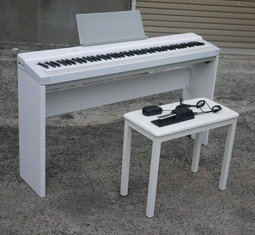 カシオ 電子ピアノ Privia プリヴィア PX-135WE デジタルピアノ 88鍵盤